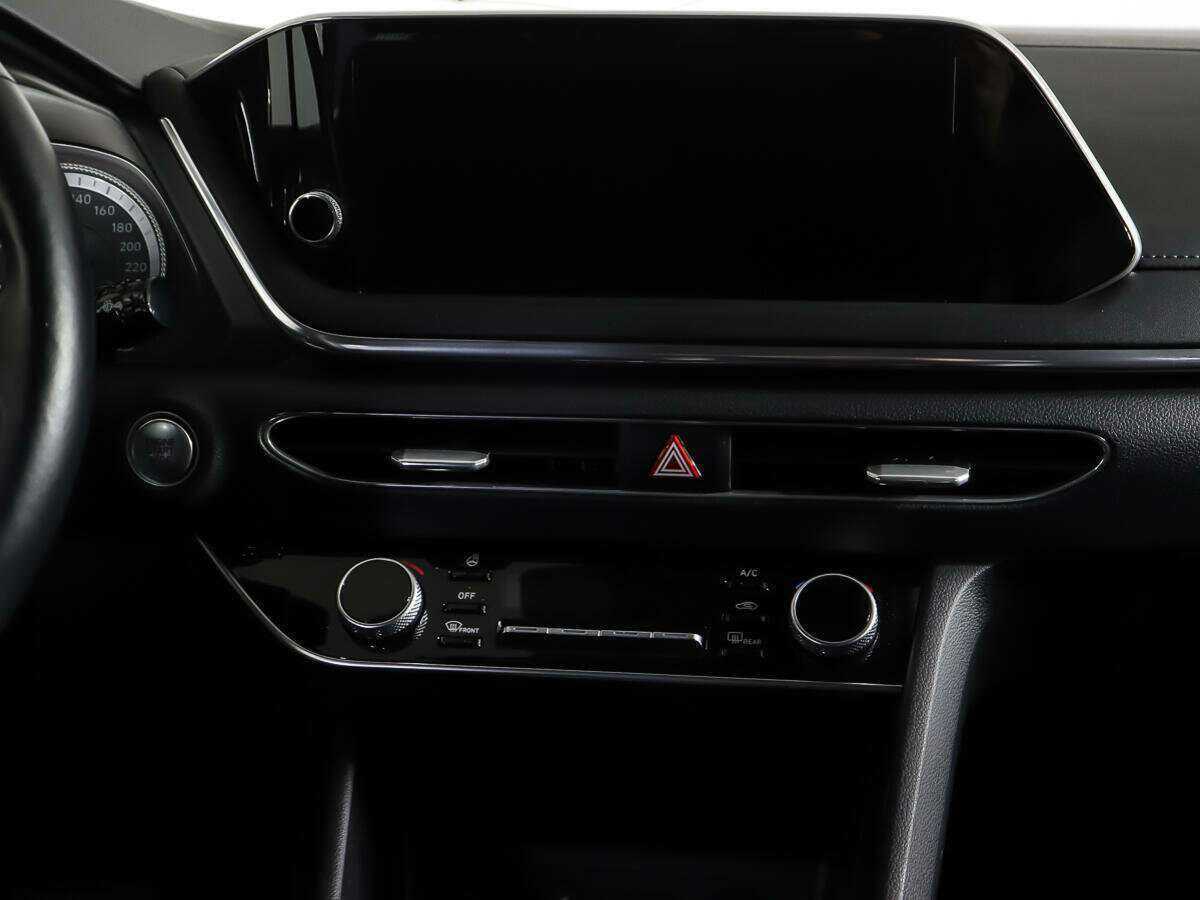 Купить Hyundai Sonata с пробегом. Фото: #11