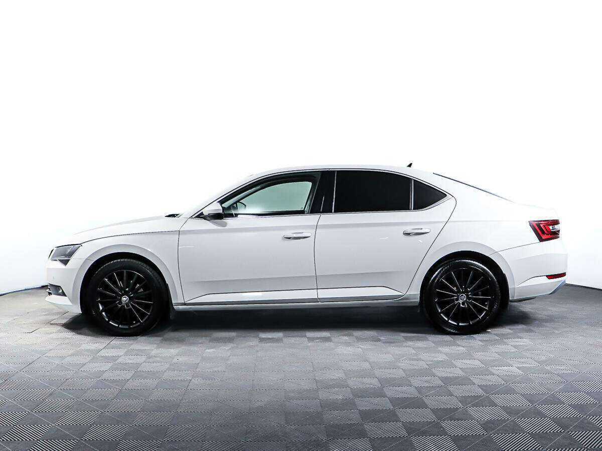 Купить Skoda Superb с пробегом. Фото: #6