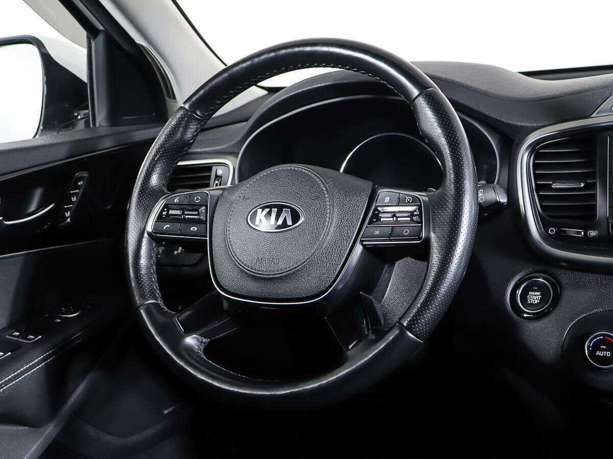 Купить Kia Sorento с пробегом. Фото: #14