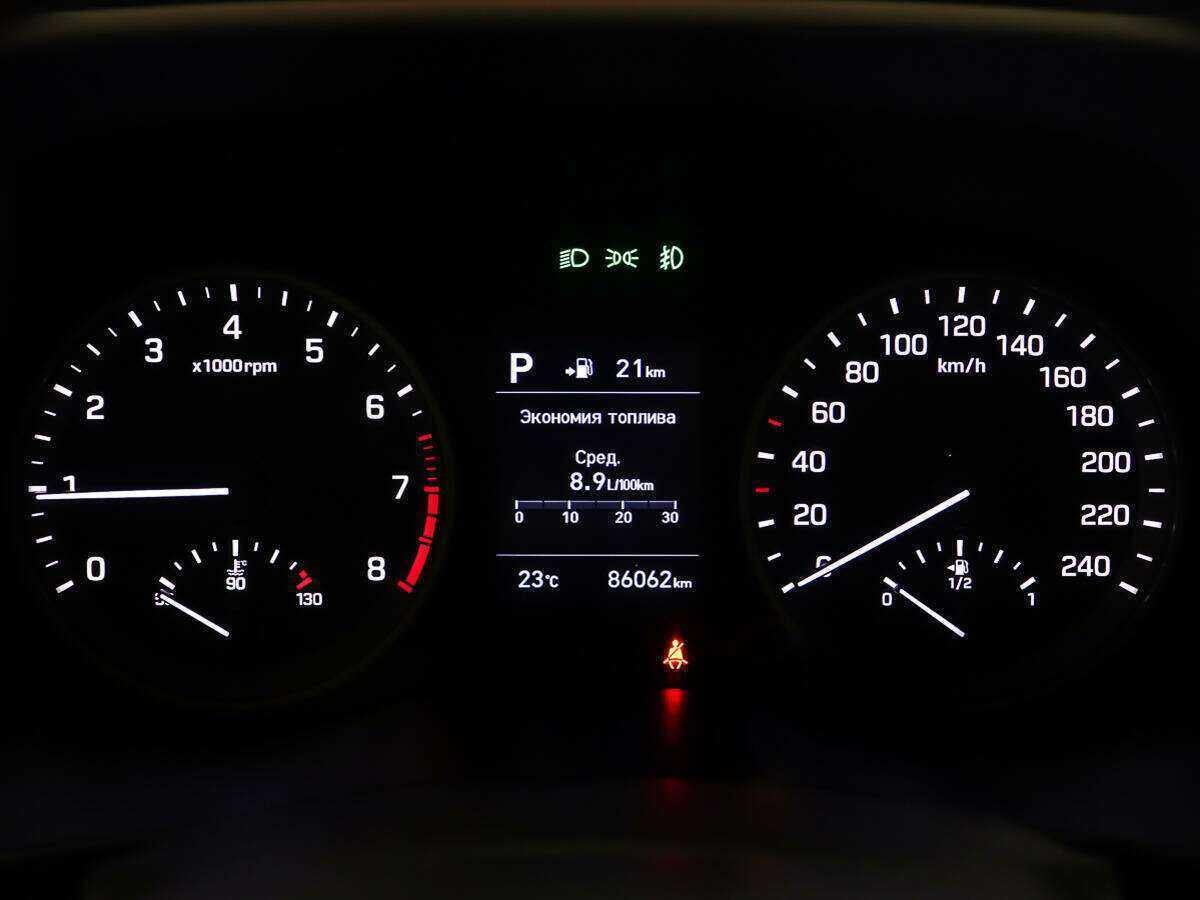 Купить Hyundai Tucson с пробегом. Фото: #13