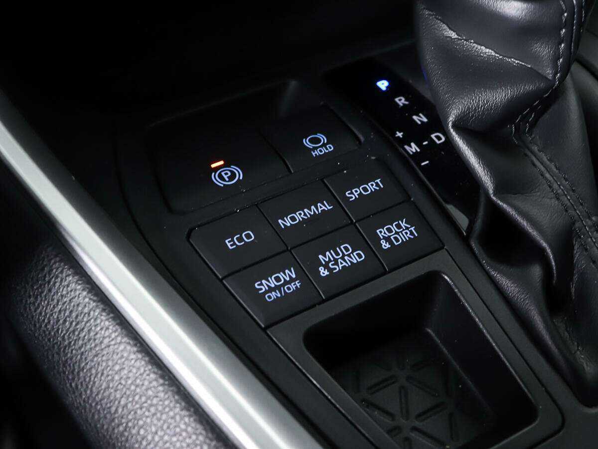 Купить Toyota RAV4 с пробегом. Фото: #17