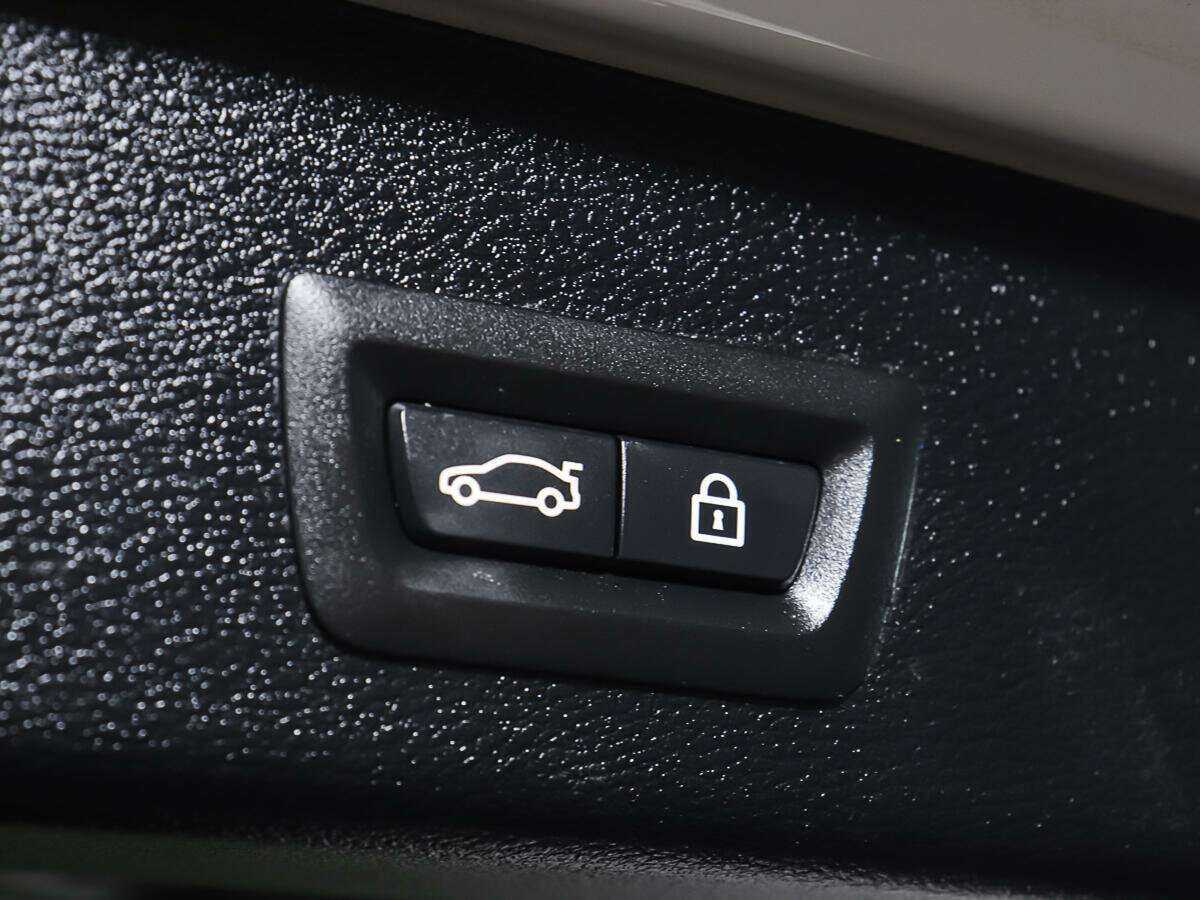 Купить BMW X3 с пробегом. Фото: #20