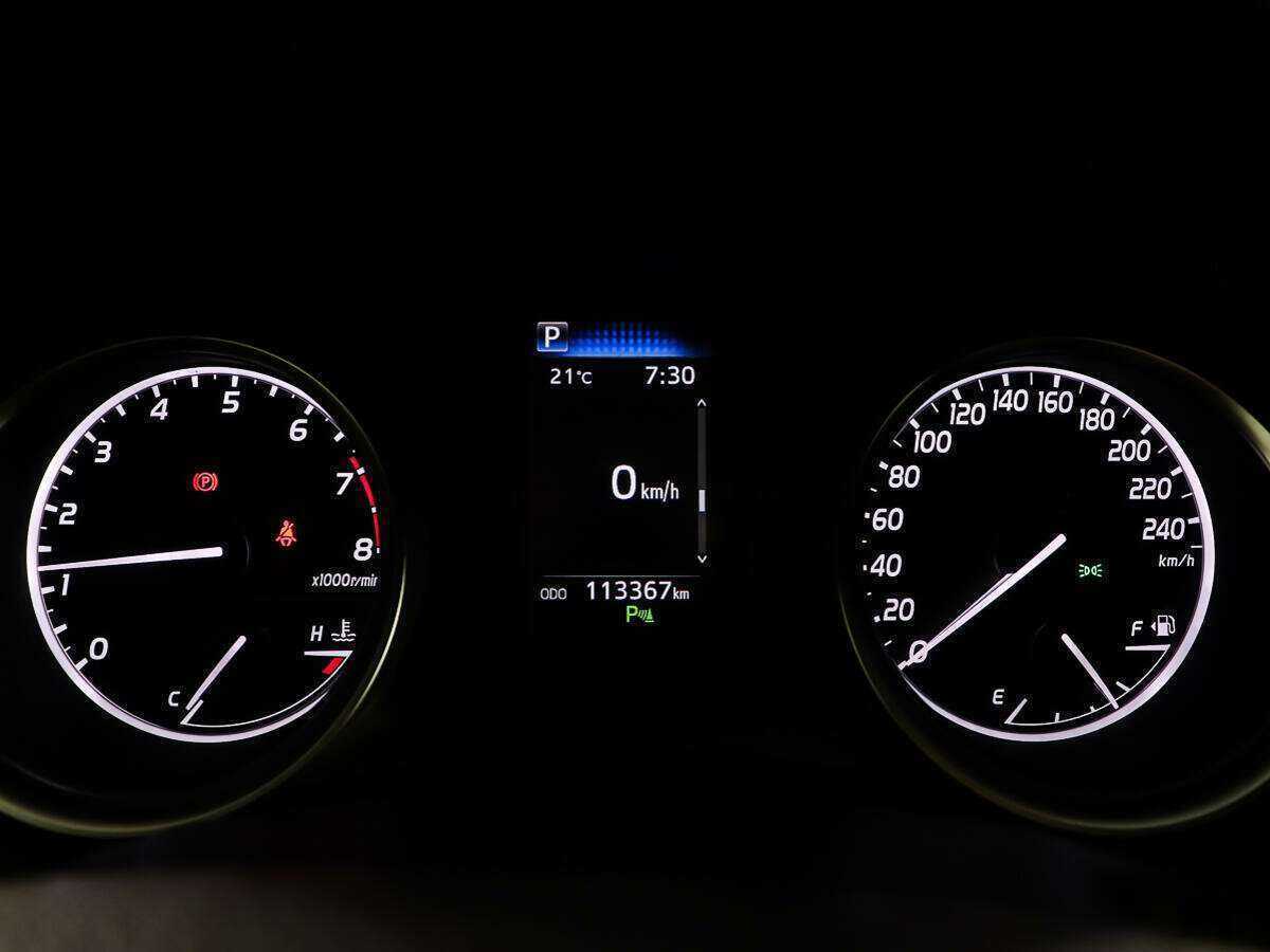 Купить Toyota Camry с пробегом. Фото: #13