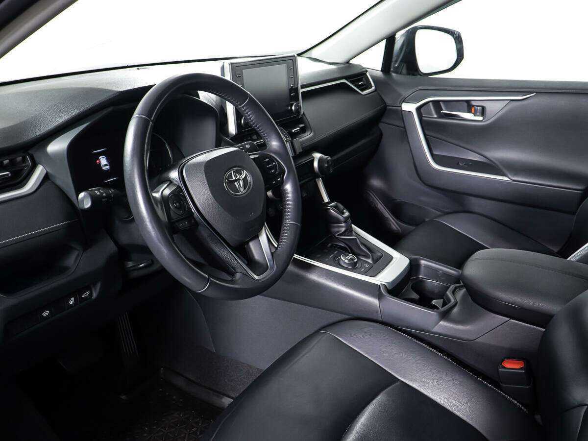 Купить Toyota RAV4 с пробегом. Фото: #12