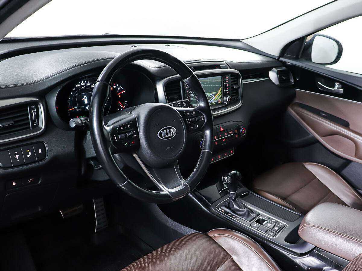 Купить Kia Sorento с пробегом. Фото: #13