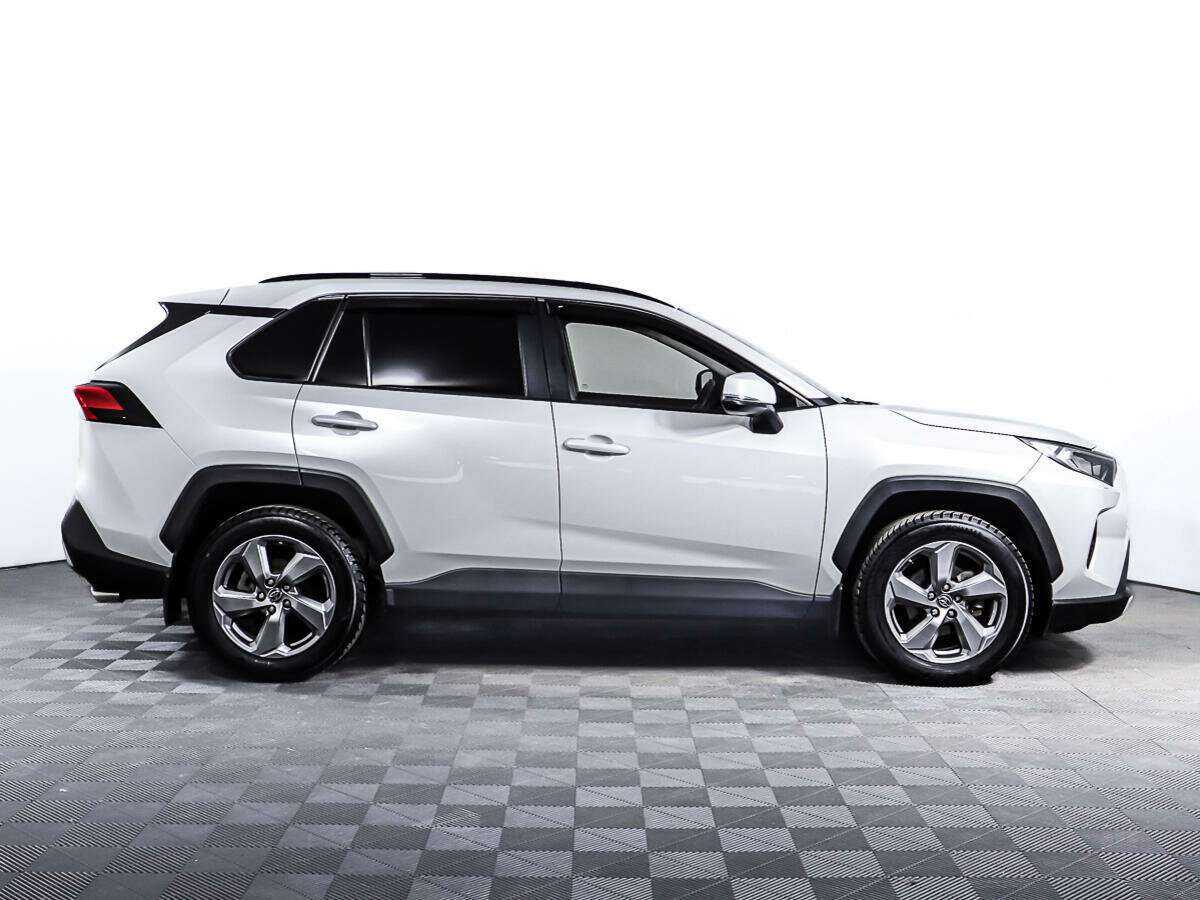 Купить Toyota RAV4 с пробегом. Фото: #3
