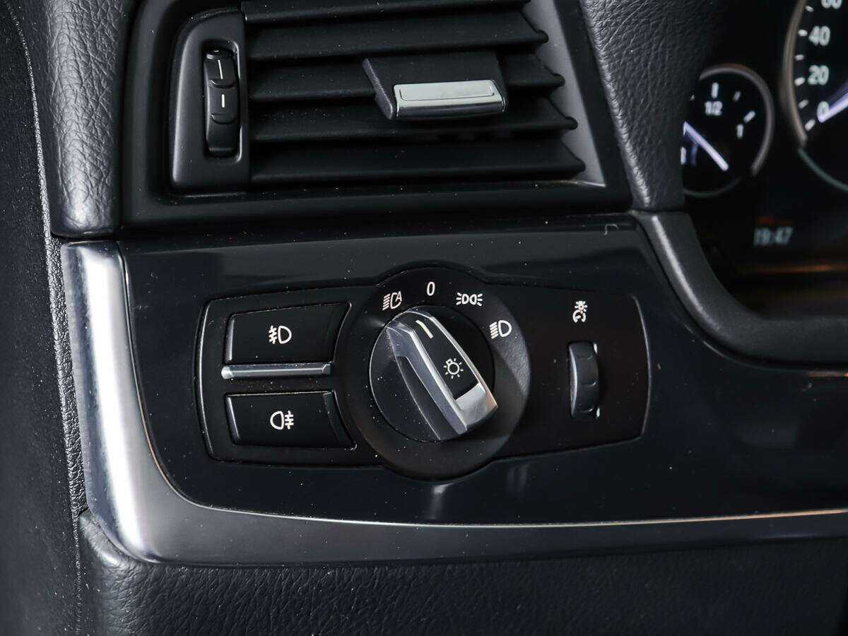 Купить BMW 5 серии с пробегом. Фото: #17