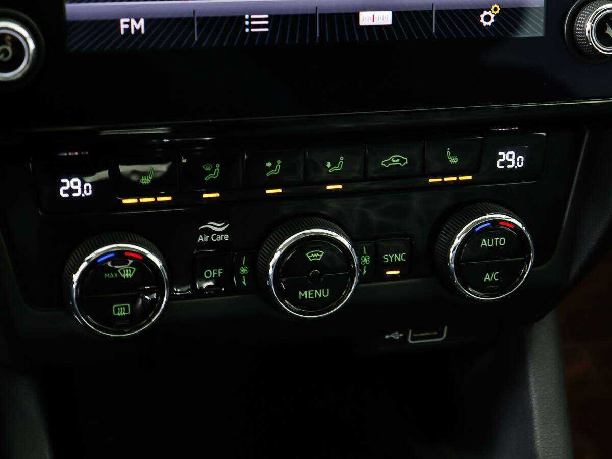 Купить Skoda Octavia с пробегом. Фото: #15