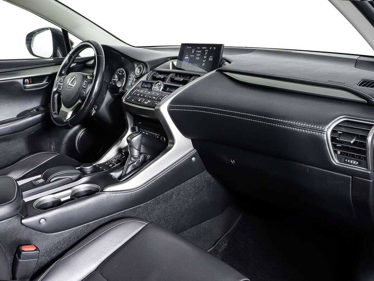 Купить Lexus NX с пробегом. Фото: #8