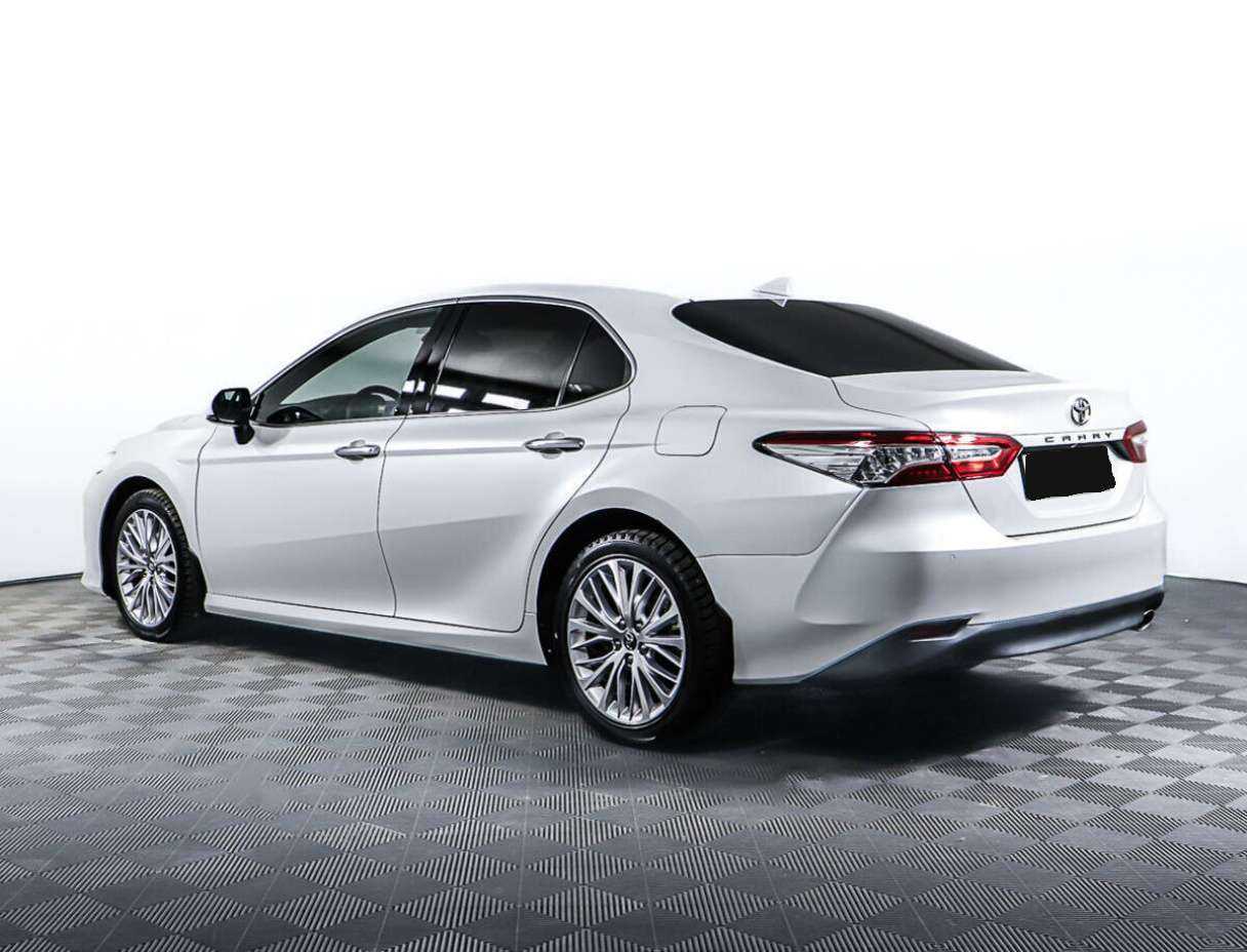 Купить Toyota Camry с пробегом. Фото: #6
