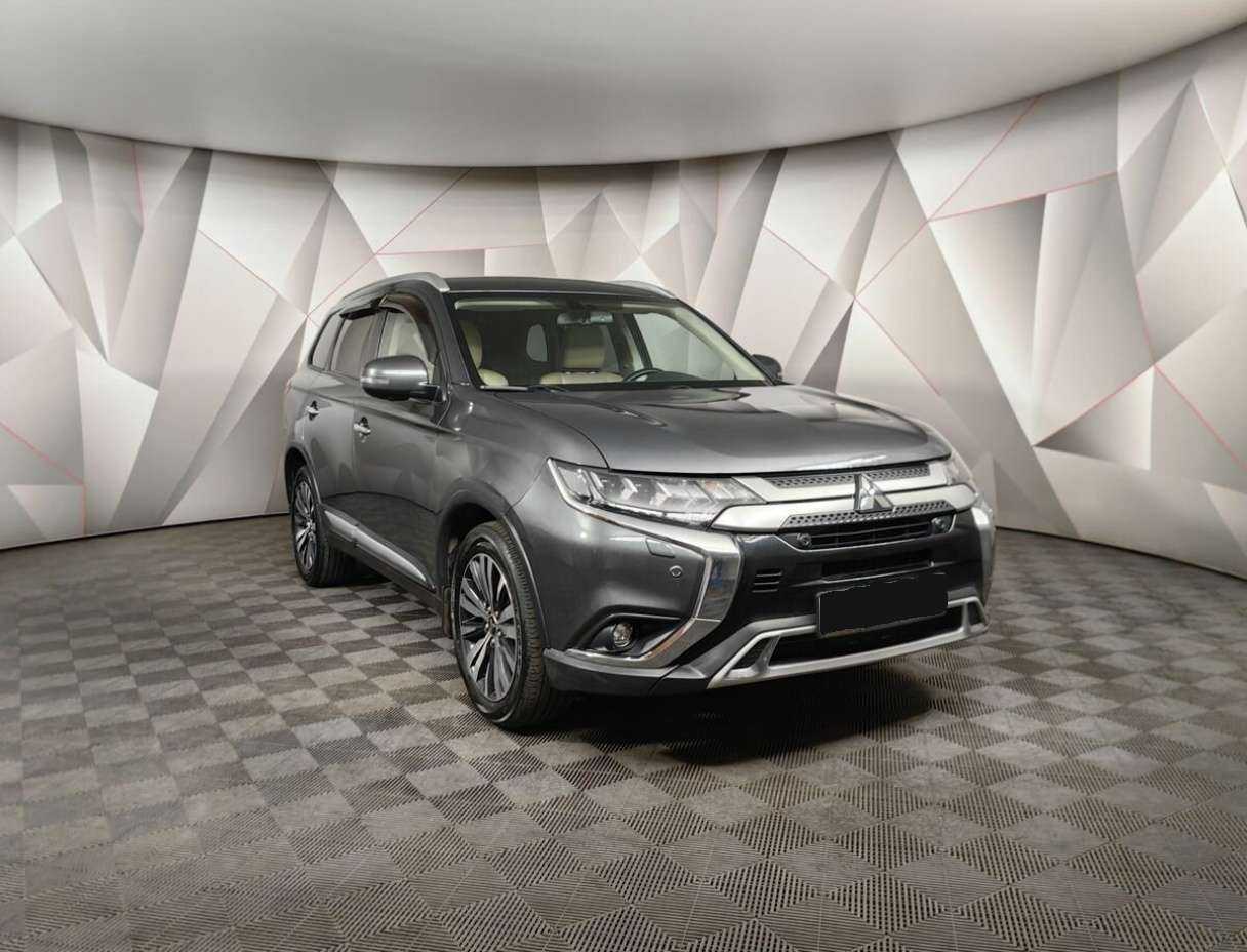 Купить Mitsubishi Outlander с пробегом. Фото: #2
