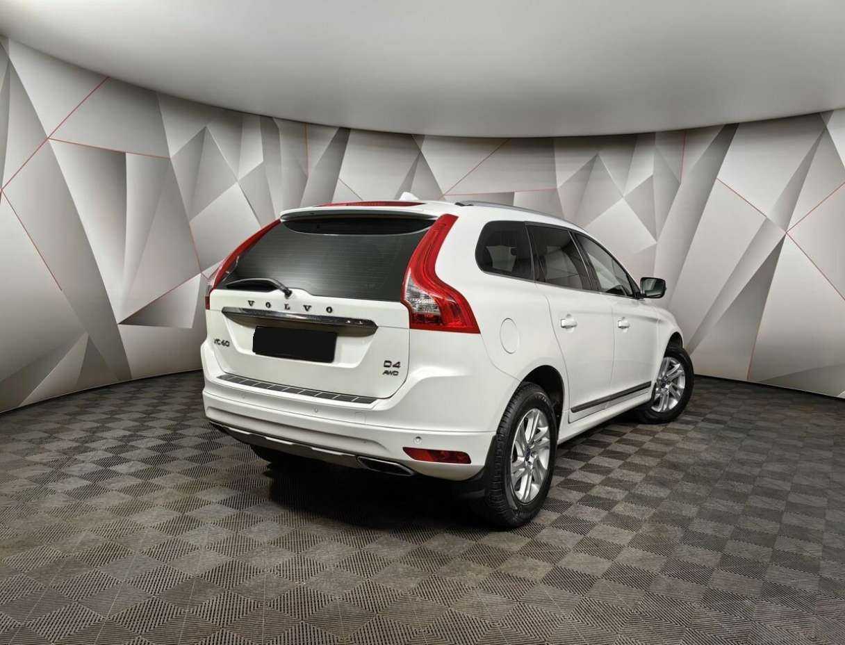 Купить Volvo XC60 с пробегом. Фото: #1