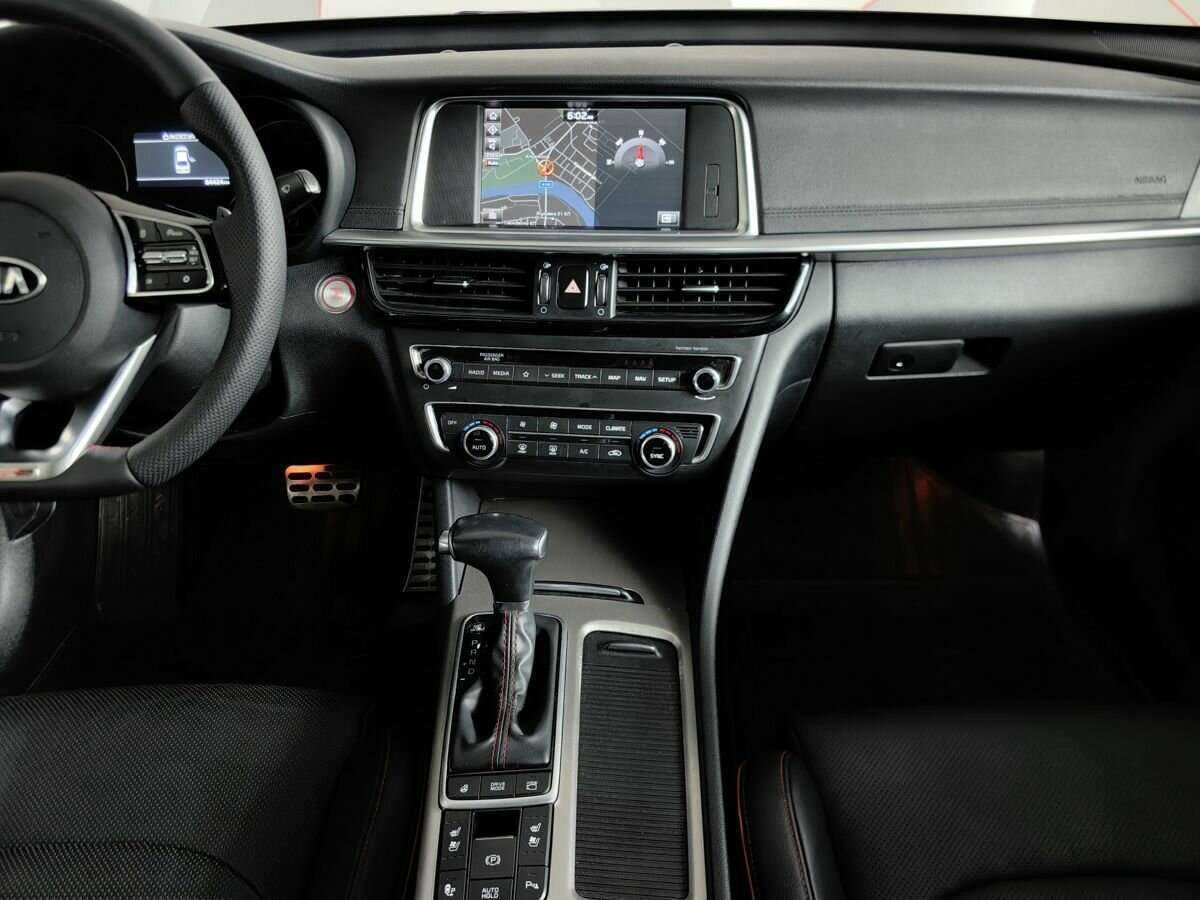 Купить Kia Optima с пробегом. Фото: #8