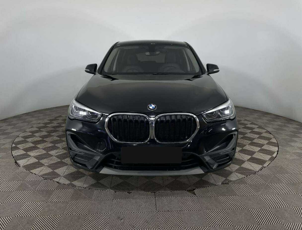 Купить BMW X1 с пробегом. Фото: #1