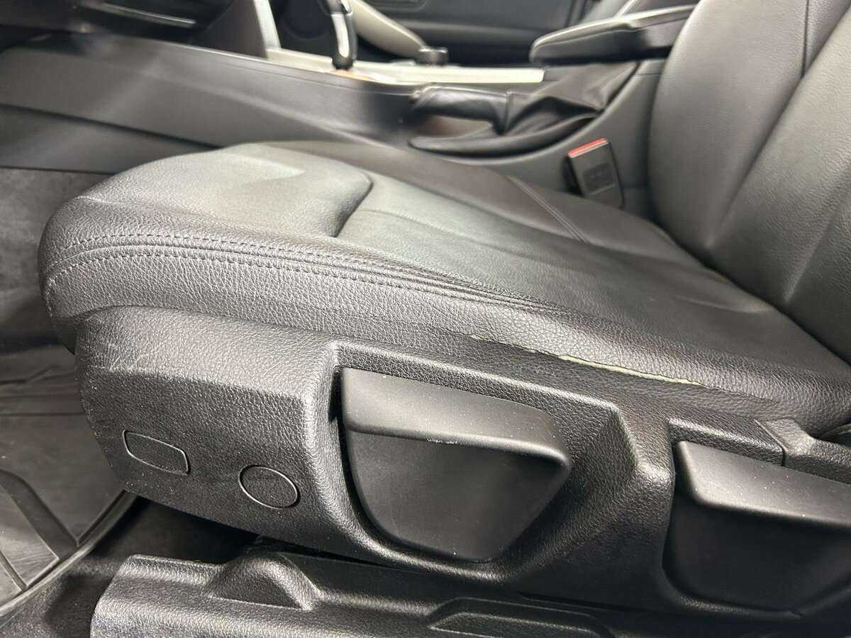 Купить BMW 3 серии с пробегом. Фото: #9