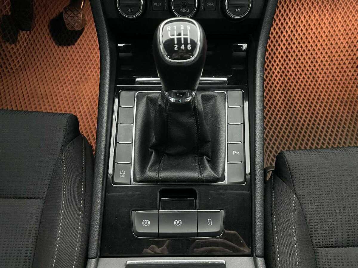 Продажа Б/У Шкода Суперб. Фото: #11