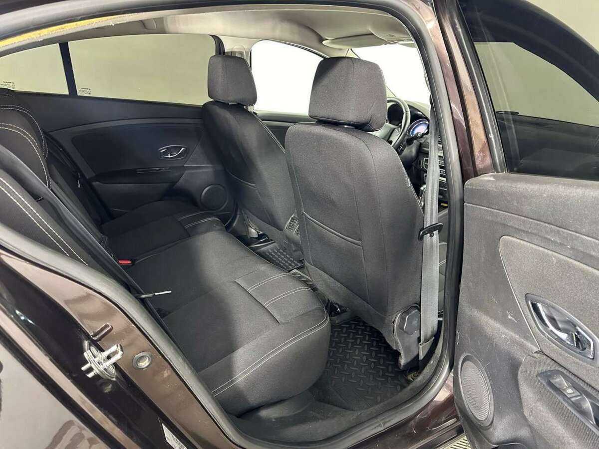 Купить Renault Fluence с пробегом. Фото: #15