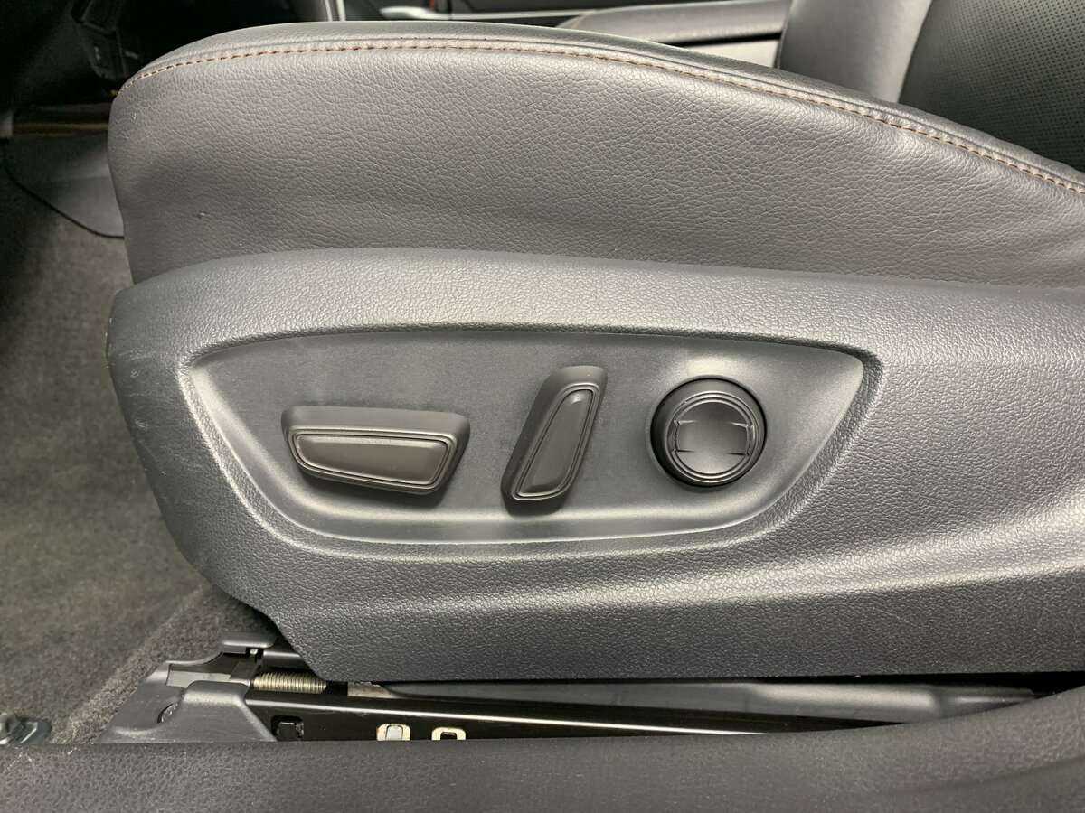 Купить Toyota Camry с пробегом. Фото: #14