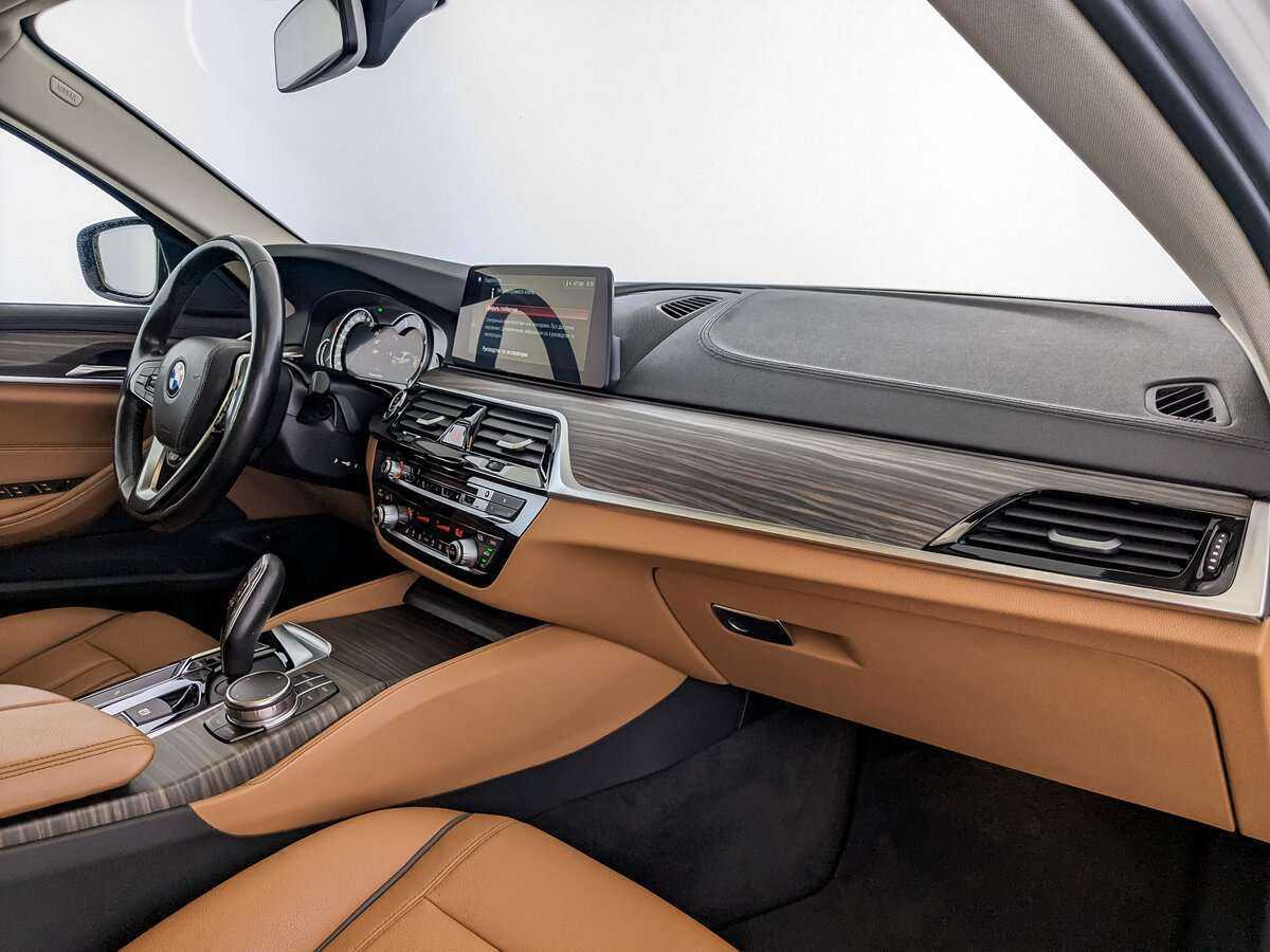 Купить BMW 5 серии с пробегом. Фото: #10