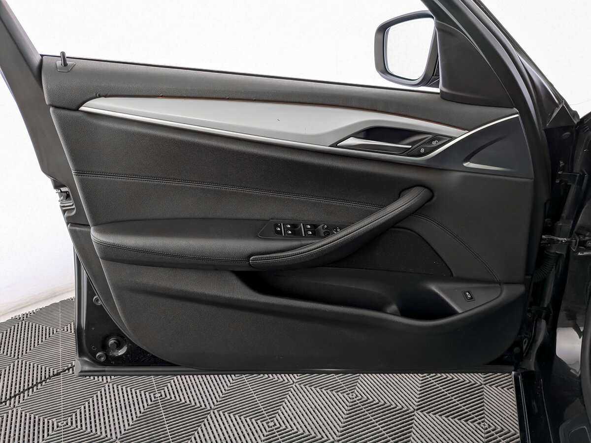 Купить BMW 5 серии с пробегом. Фото: #13