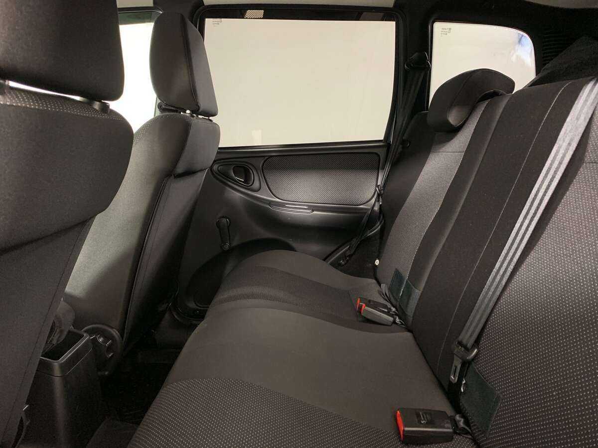 Купить Lada (ВАЗ) Niva с пробегом. Фото: #15