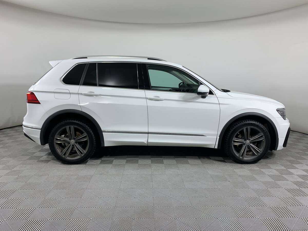 Купить Volkswagen Tiguan с пробегом. Фото: #3