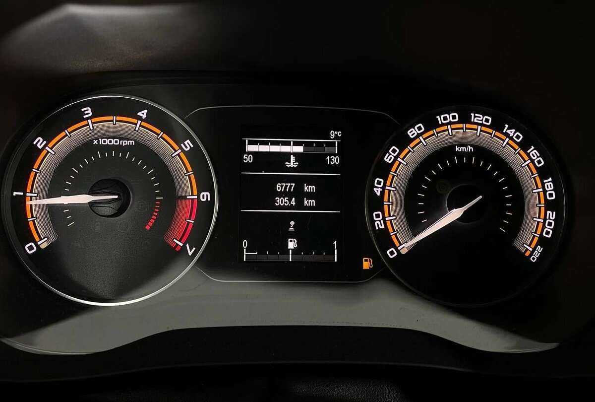 Купить Lada (ВАЗ) Vesta с пробегом. Фото: #9