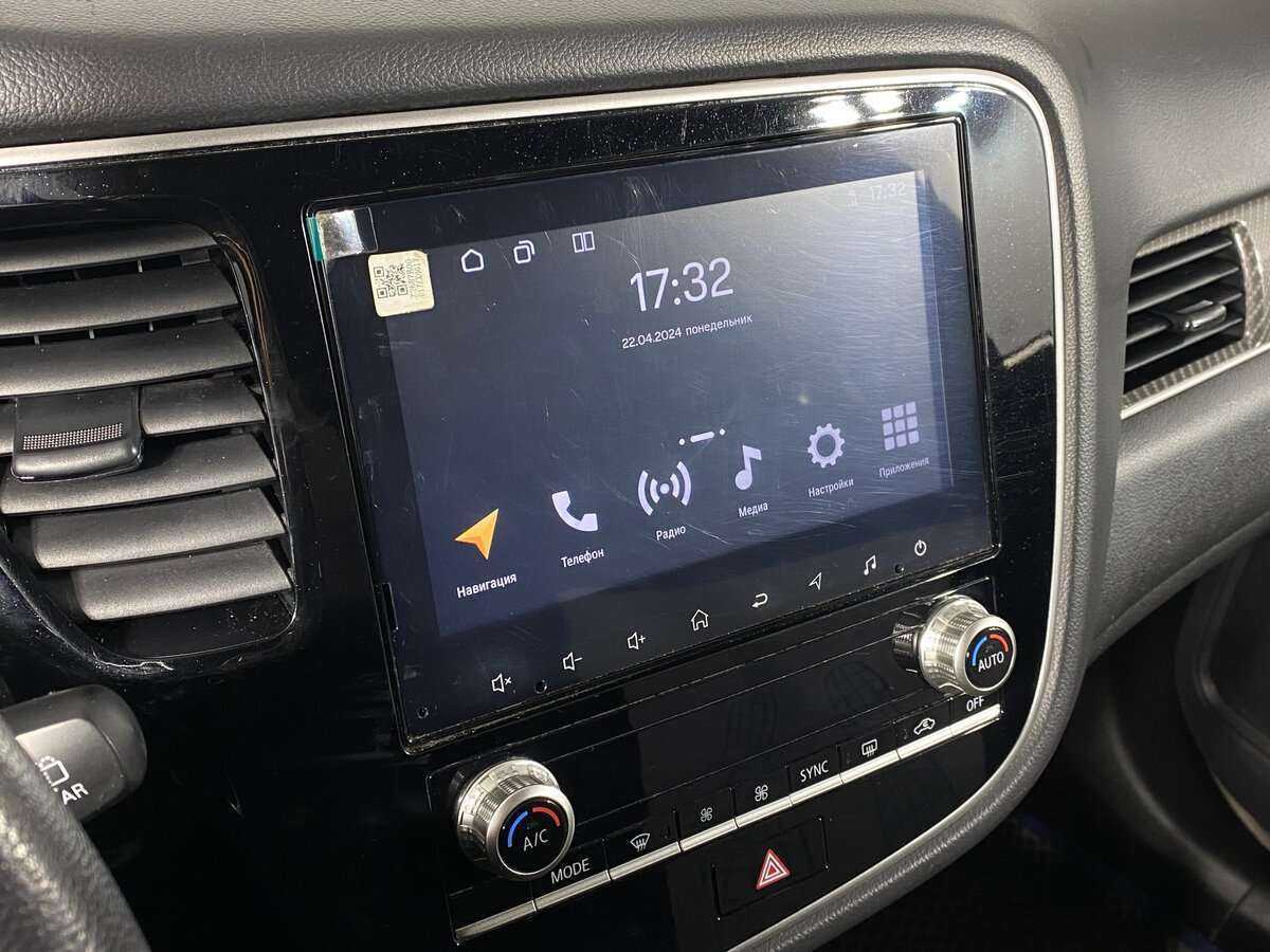 Купить Mitsubishi Outlander с пробегом. Фото: #11