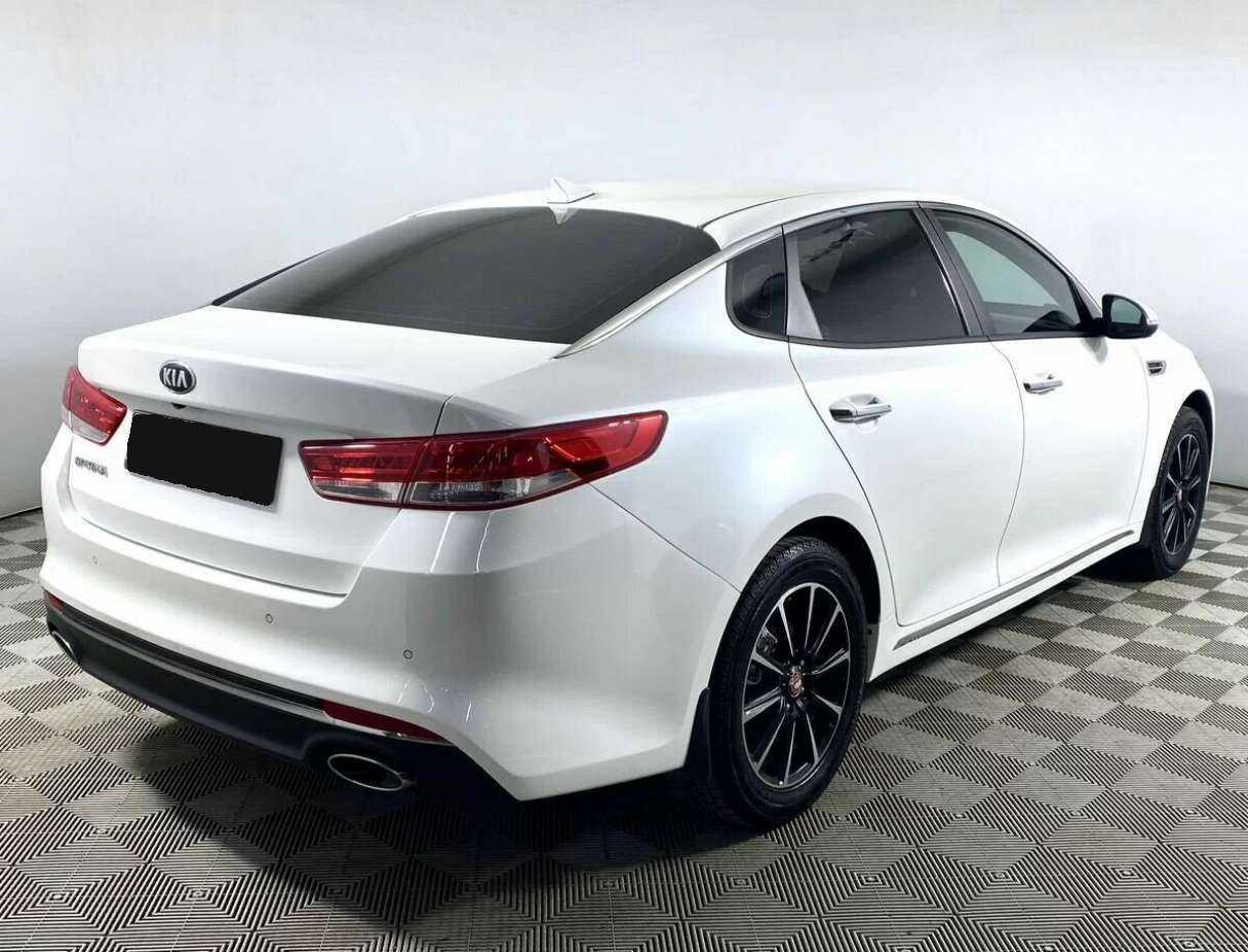 Купить Kia Optima с пробегом. Фото: #4