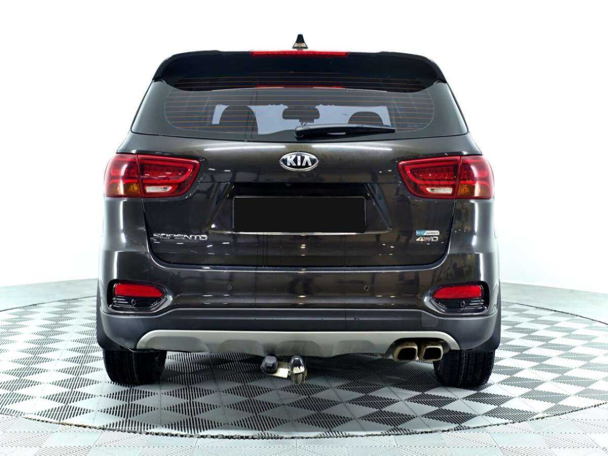 Купить Kia Sorento с пробегом. Фото: #5