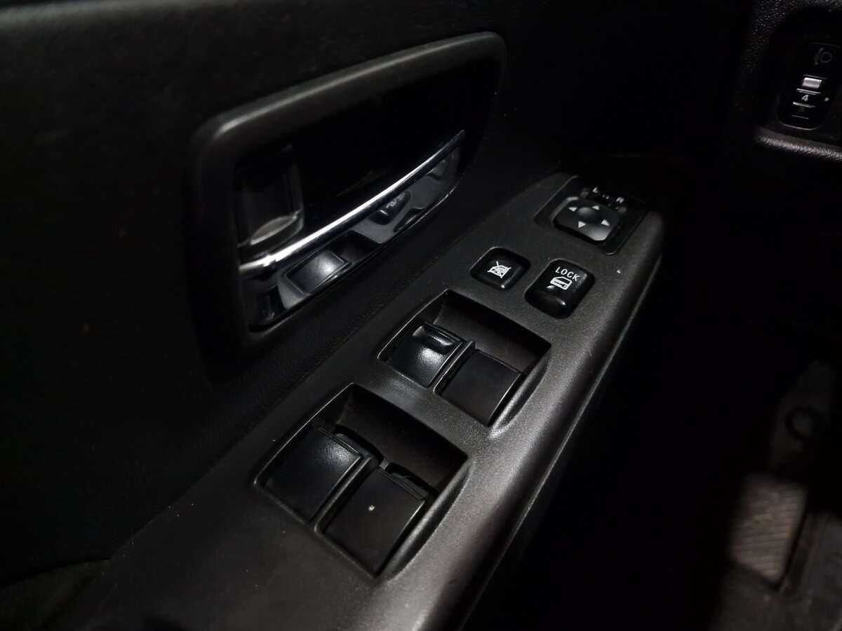 Продажа Б/У Митсубиши АС-Икс. Фото: #6