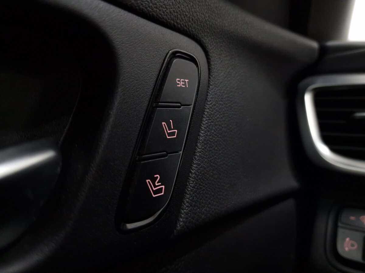 Купить Kia Optima с пробегом. Фото: #9