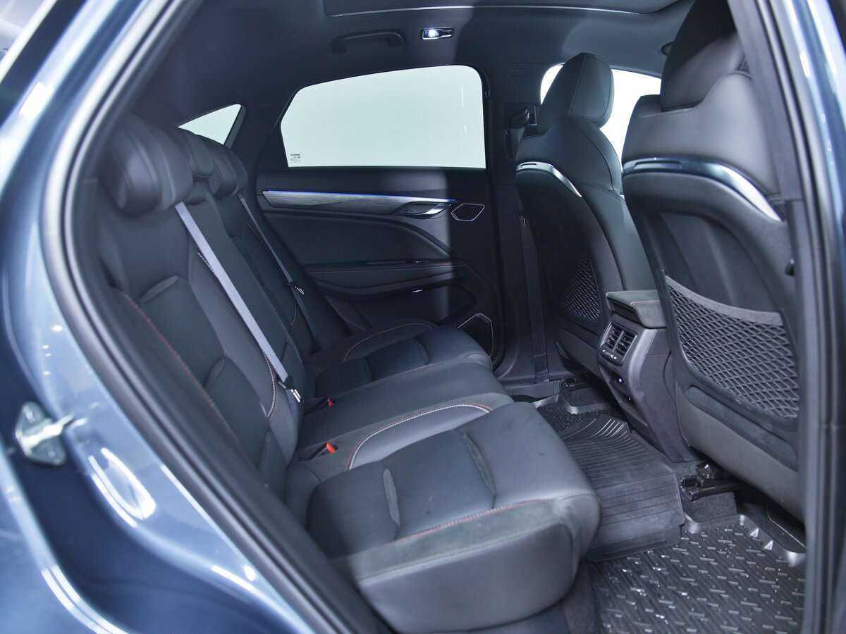 Купить Geely Tugella с пробегом. Фото: #9