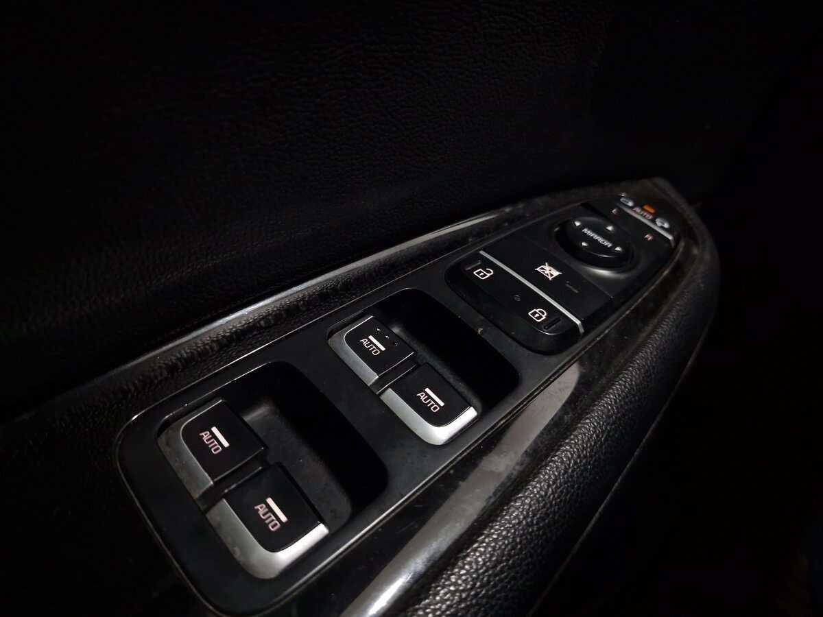 Купить Kia Optima с пробегом. Фото: #16