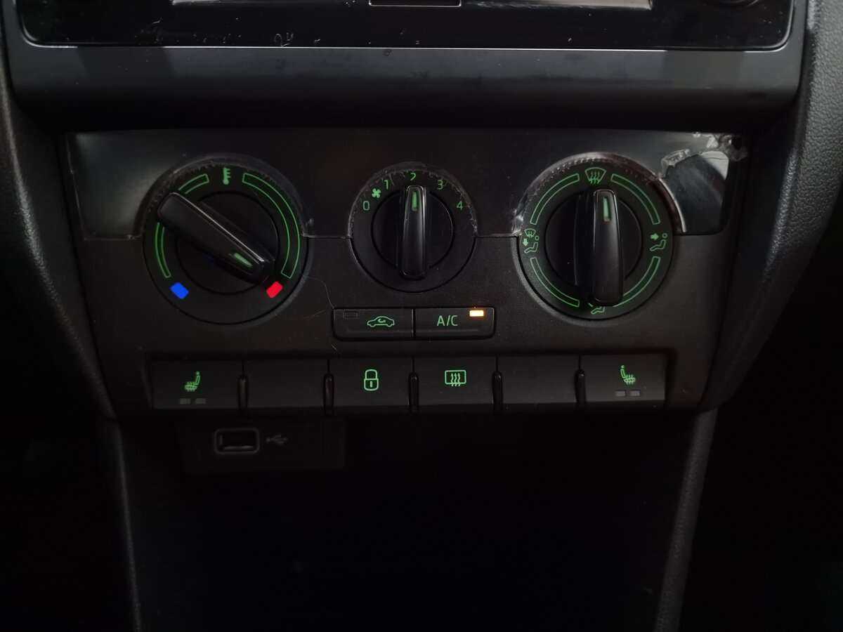 Продажа Б/У Шкода Рапид. Фото: #9