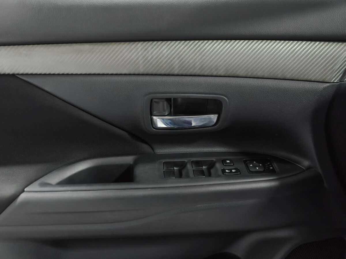 Продажа Б/У Митсубиши Оутлэндер. Фото: #11