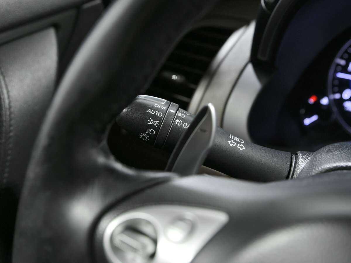 Купить Infiniti FX с пробегом. Фото: #10