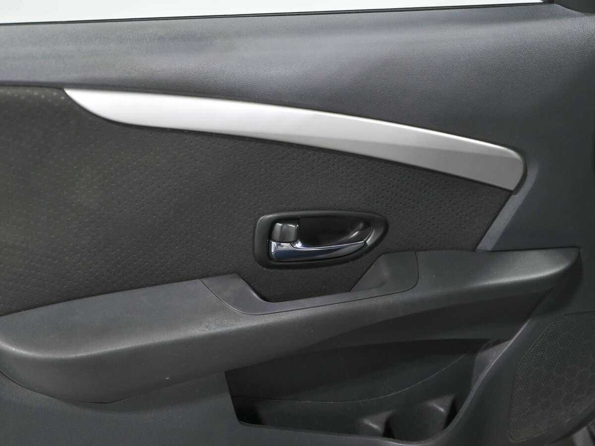 Продажа Б/У Ниссан Альмера. Фото: #11