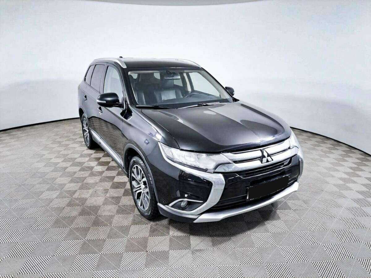 Купить Mitsubishi Outlander с пробегом. Фото: #2