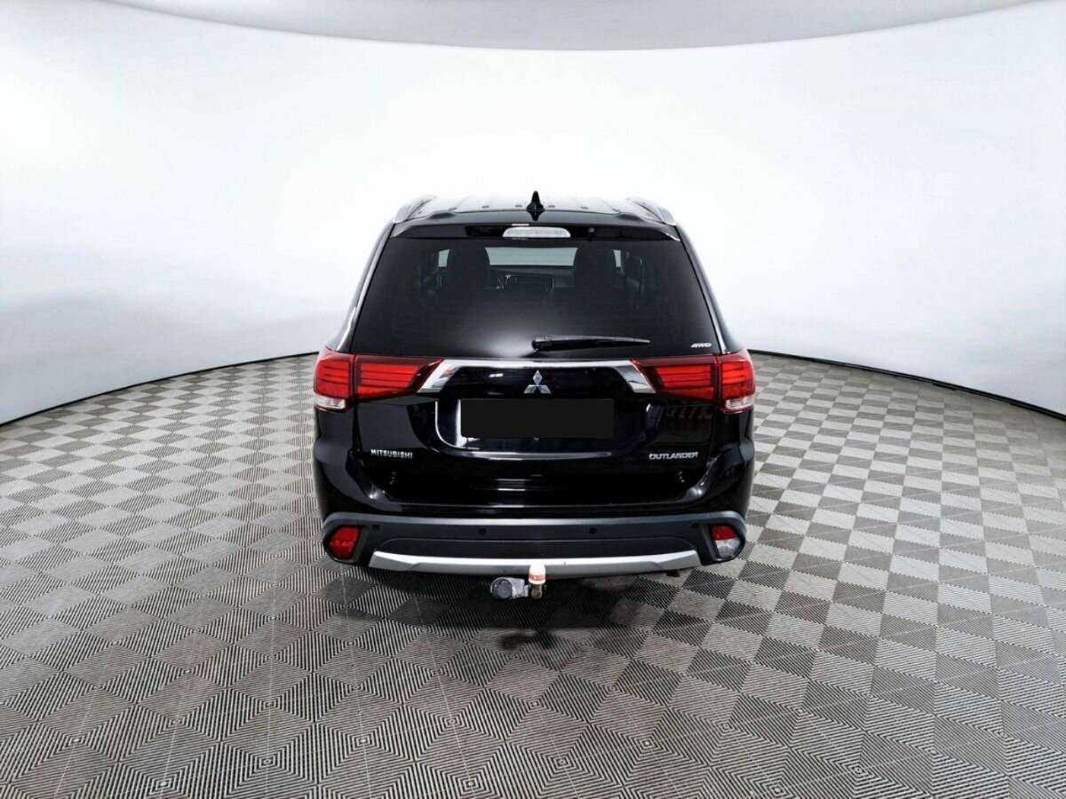 Купить Mitsubishi Outlander с пробегом. Фото: #5