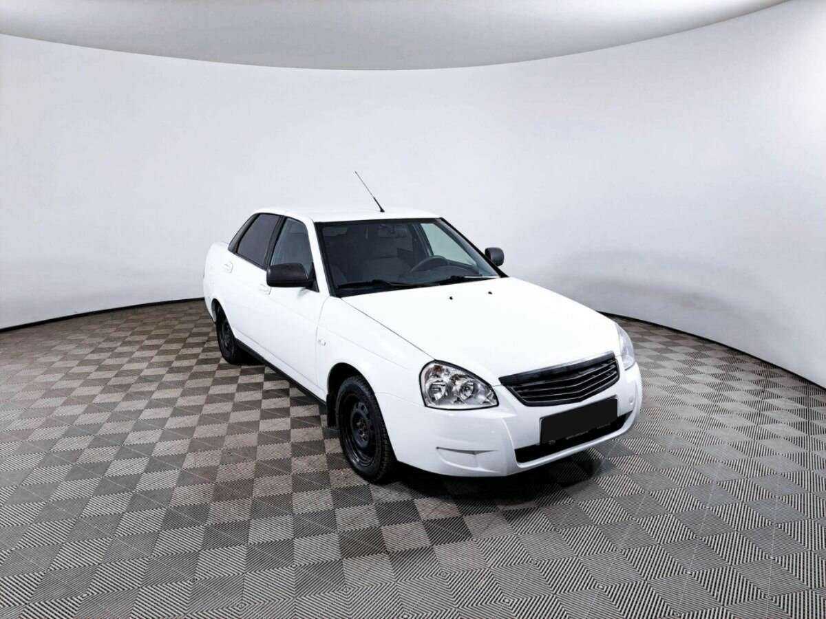 Купить Lada (ВАЗ) Priora с пробегом. Фото: #2