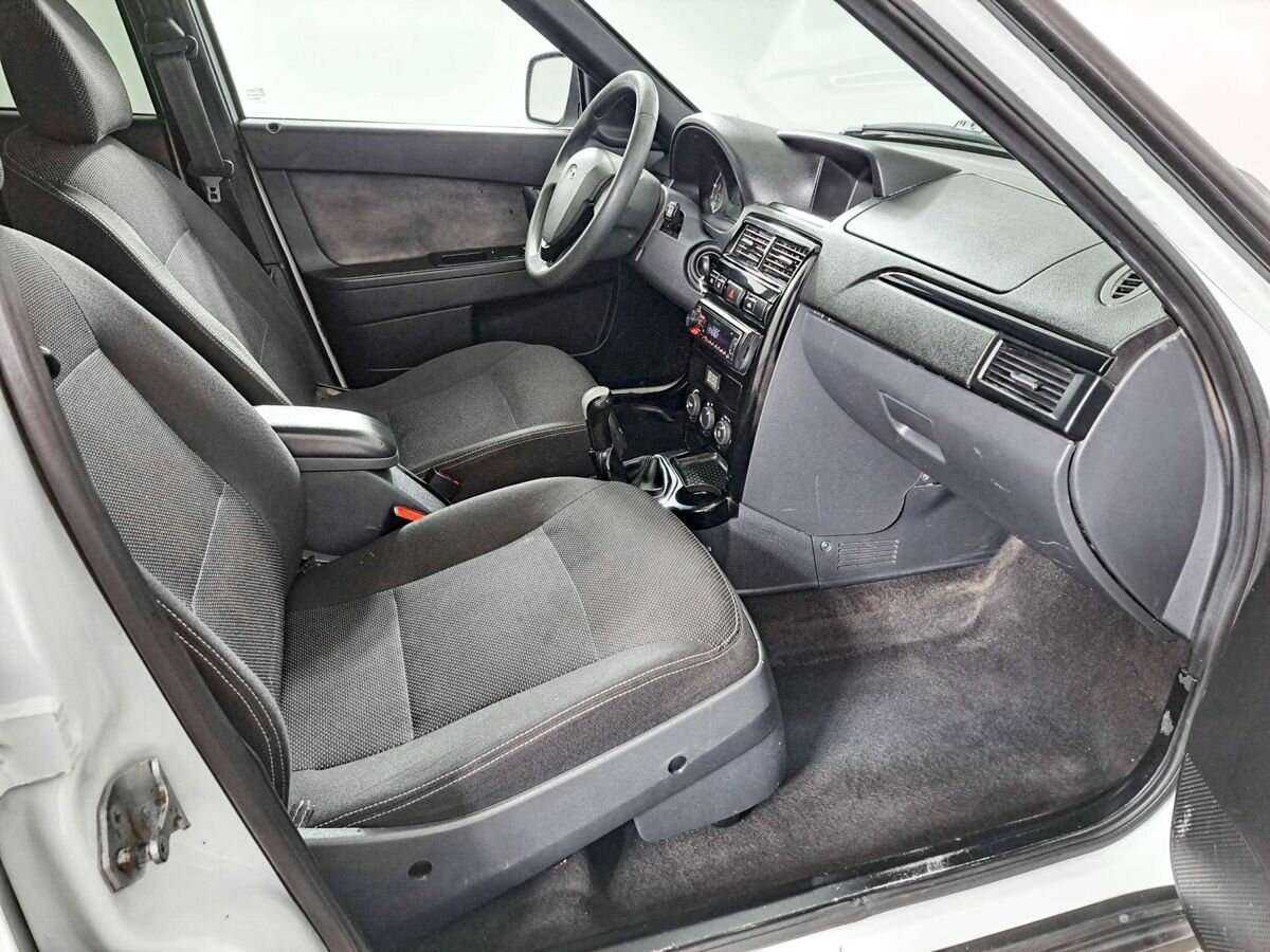 Купить Lada (ВАЗ) Priora с пробегом. Фото: #8