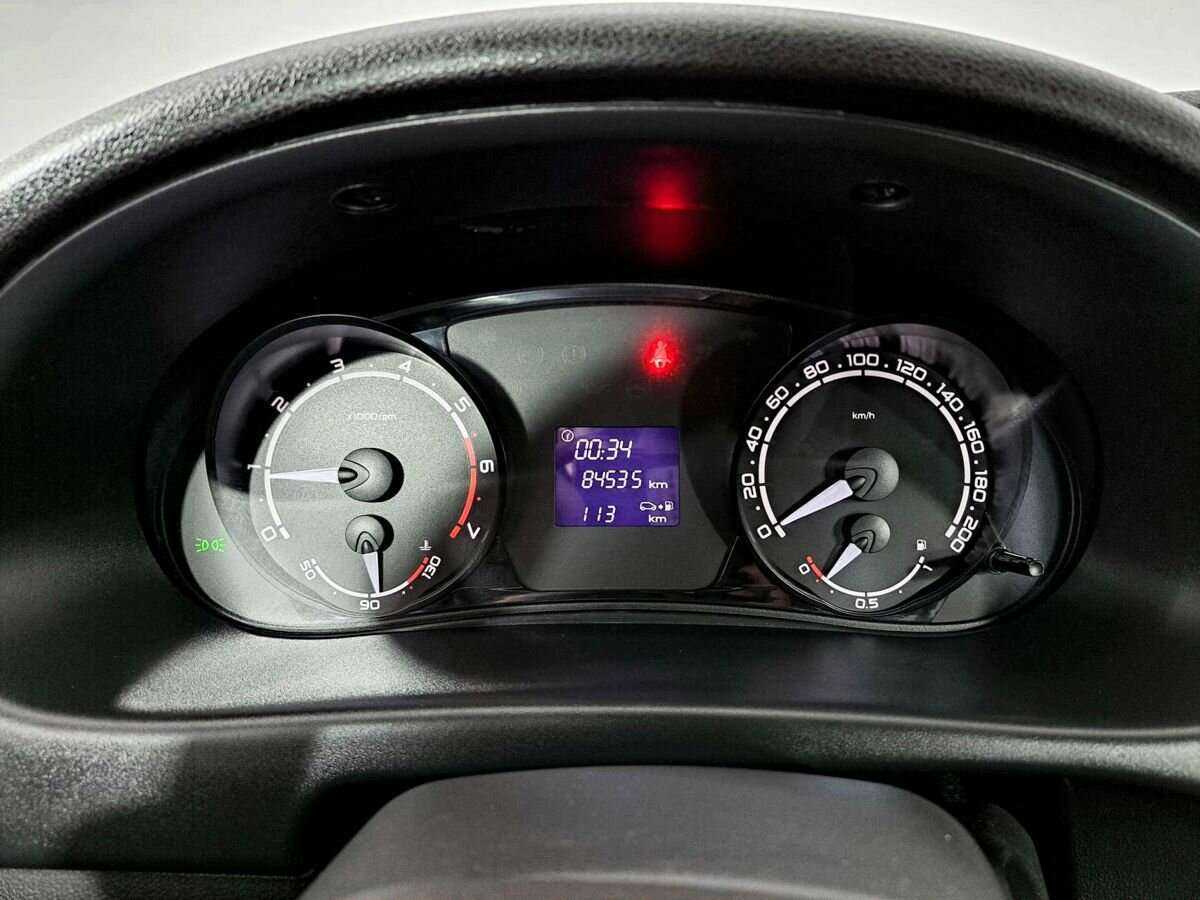 Купить Lada (ВАЗ) Priora с пробегом. Фото: #10