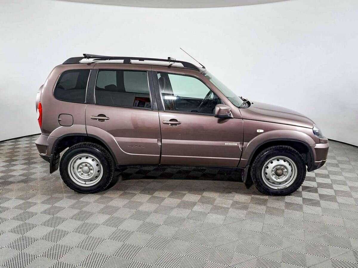 Купить Chevrolet Niva с пробегом. Фото: #3