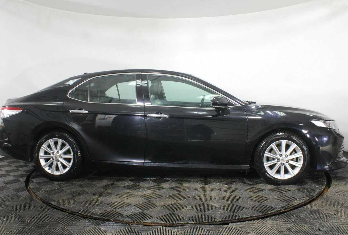 Купить Toyota Camry с пробегом. Фото: #3