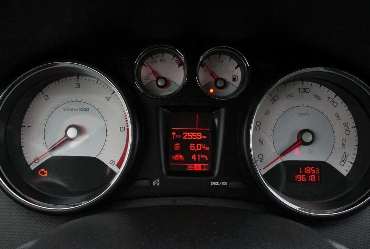 Продажа Б/У Пежо 408. Фото: #7