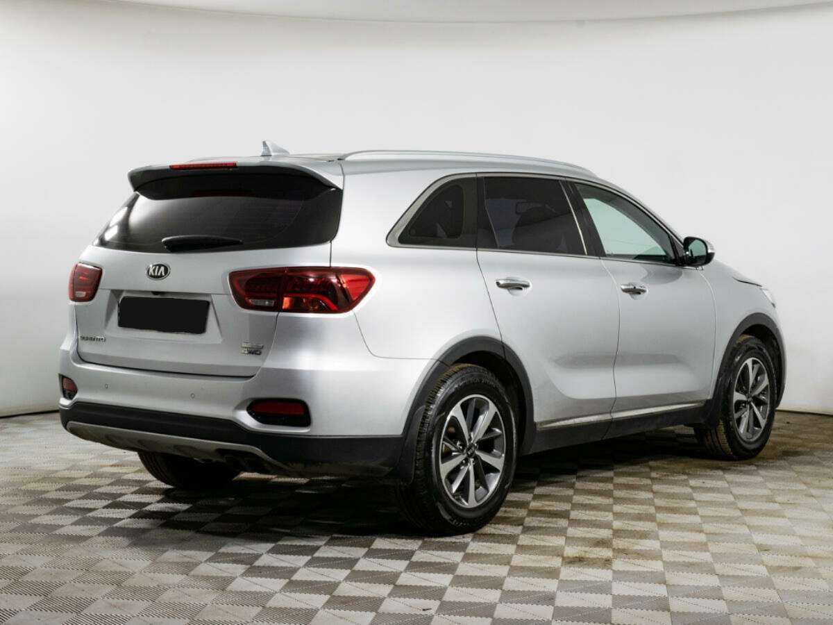 Купить Kia Sorento с пробегом. Фото: #4