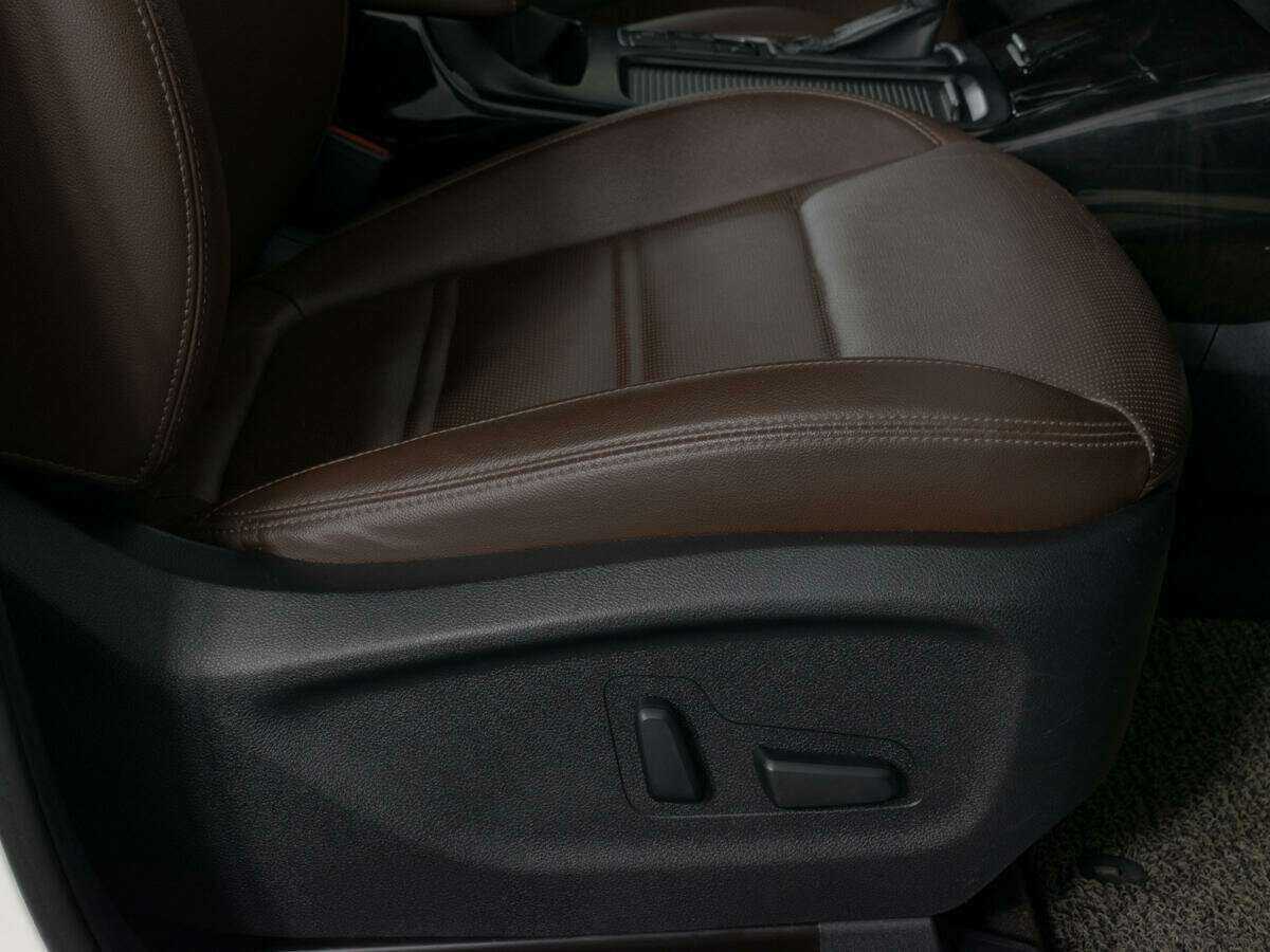 Купить Kia Sorento с пробегом. Фото: #13