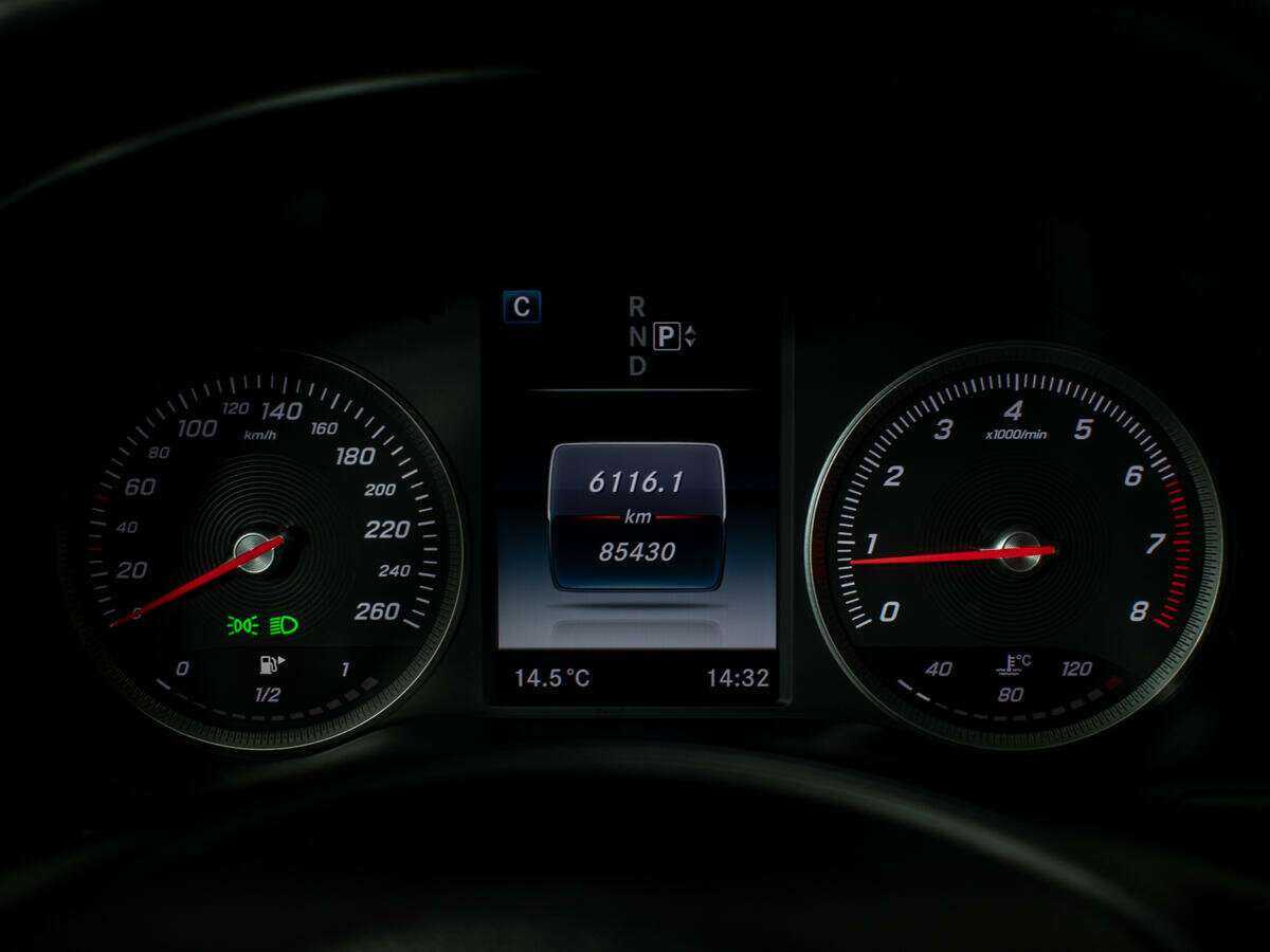 Купить Mercedes-Benz C-Класс с пробегом. Фото: #9