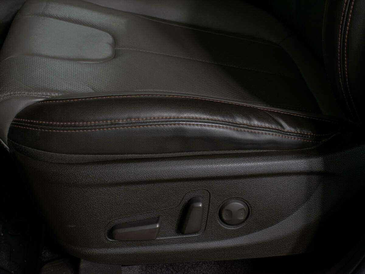 Купить Hyundai Santa Fe с пробегом. Фото: #21